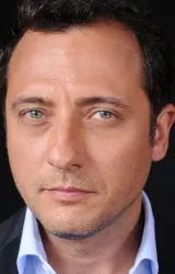 Йигит Озшенер